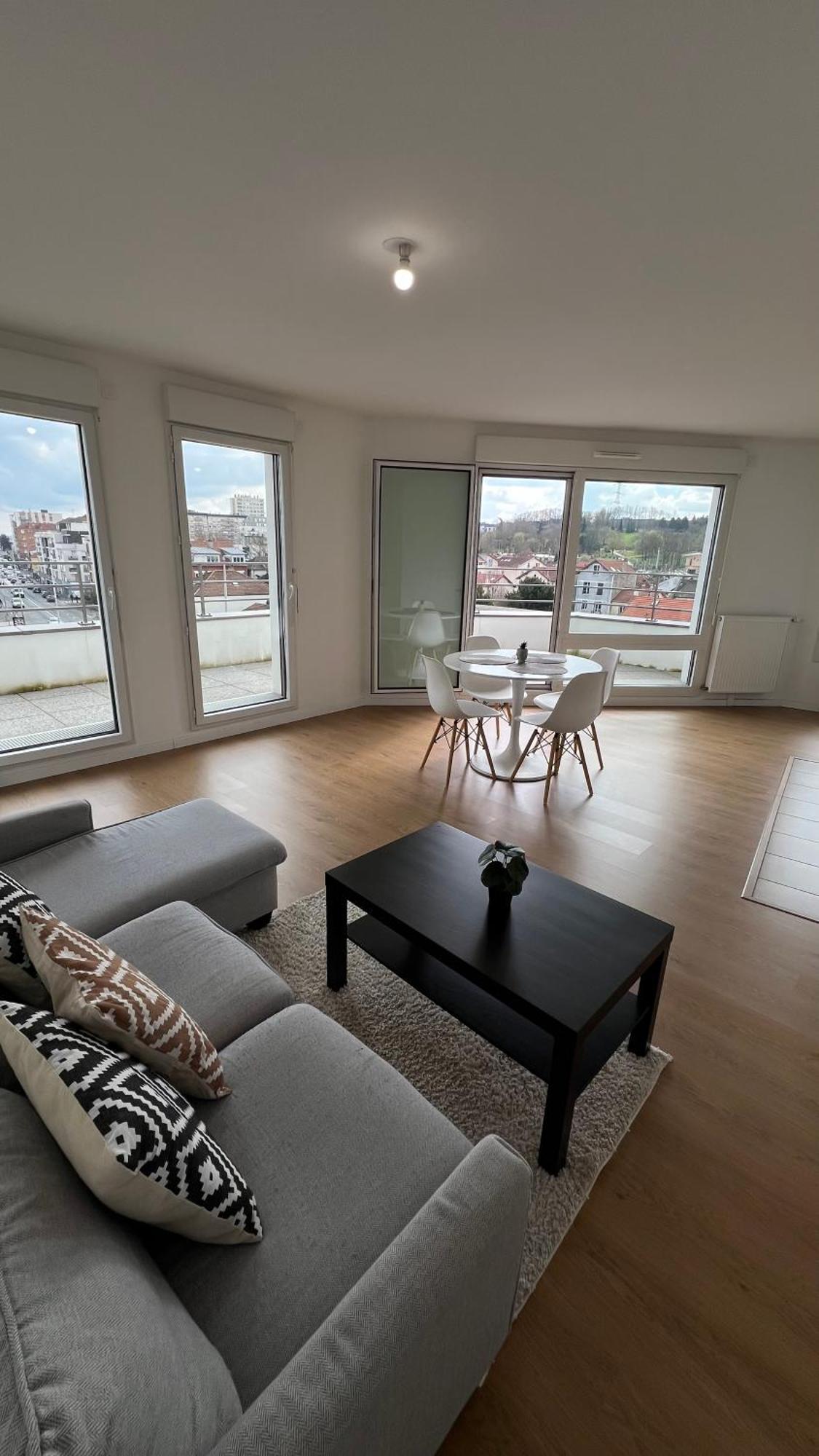 Charme Citadin Apartment Вилмомбл Екстериор снимка